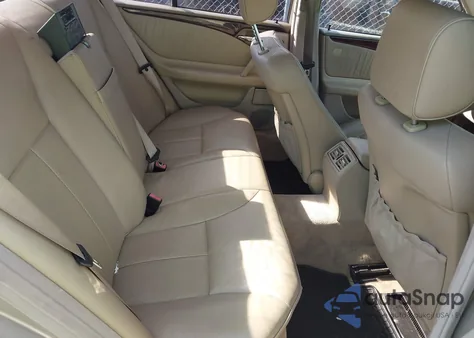 1999 Mercedes-Benz E 320 Awd z USA, uszkodzony, nr VIN WDBJF82H8XX021943